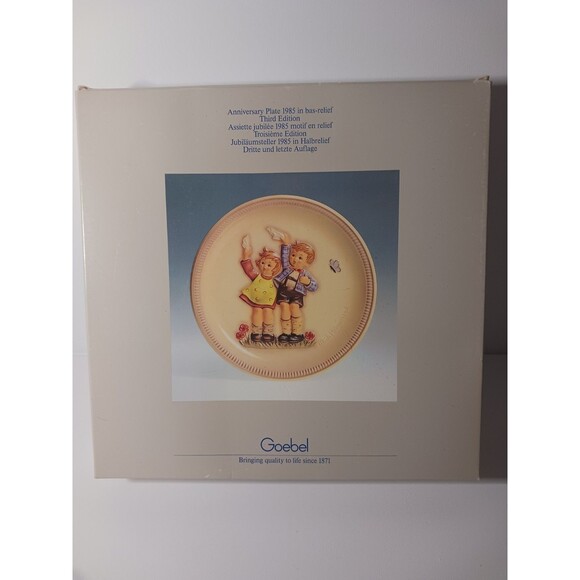 Goebel Hummel Lot 2 Anniversary Plates - Picture 1 of 11